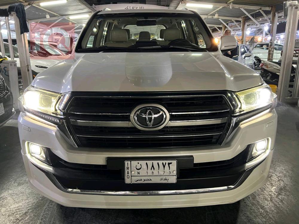 تويوتا لاندكروزر